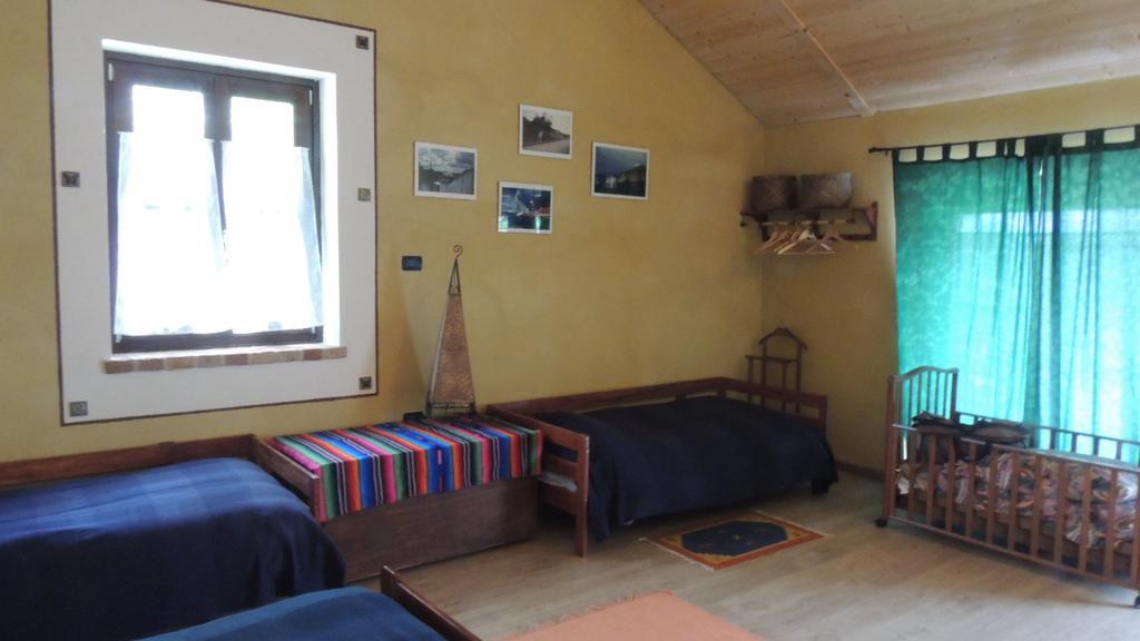 Cascina Caldera Pension Cantarana Buitenkant foto